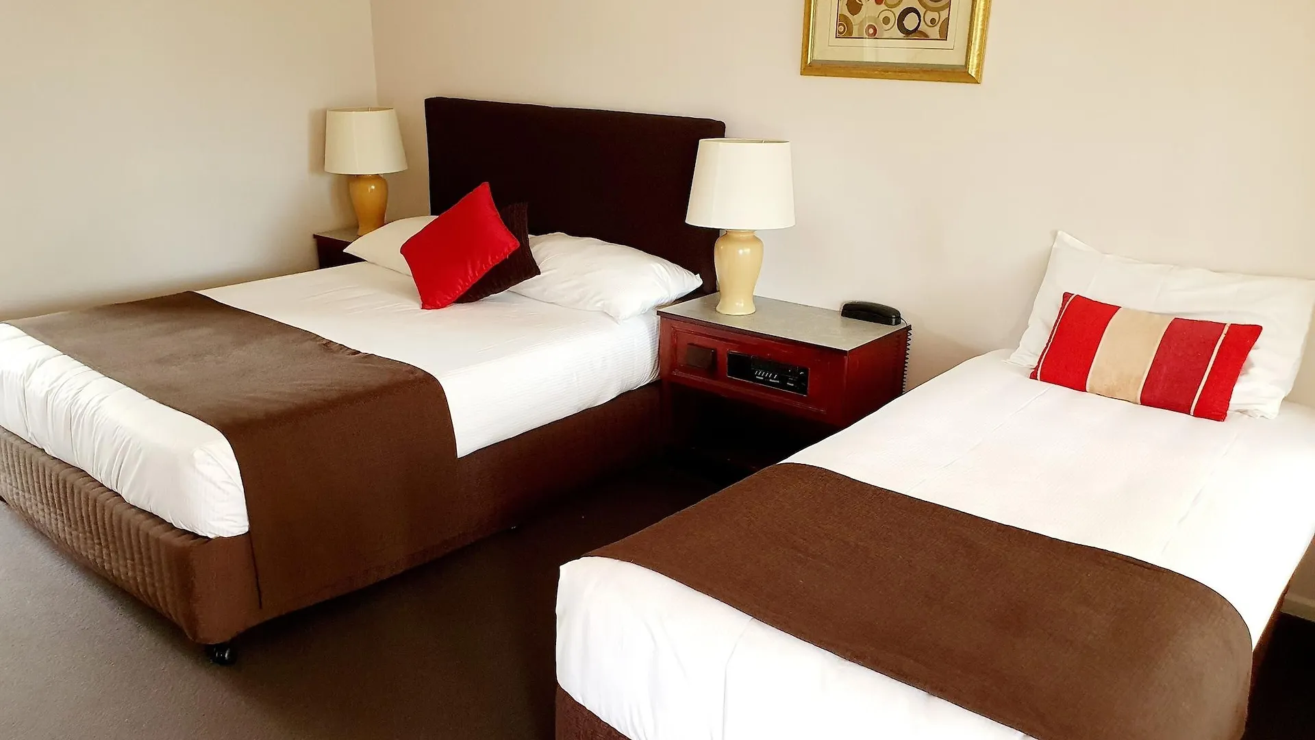 Mcnevins Warwick Motel 3*,  Australia